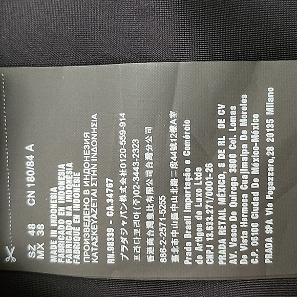 Prada lightweight down jacket - Picture 8 of 11